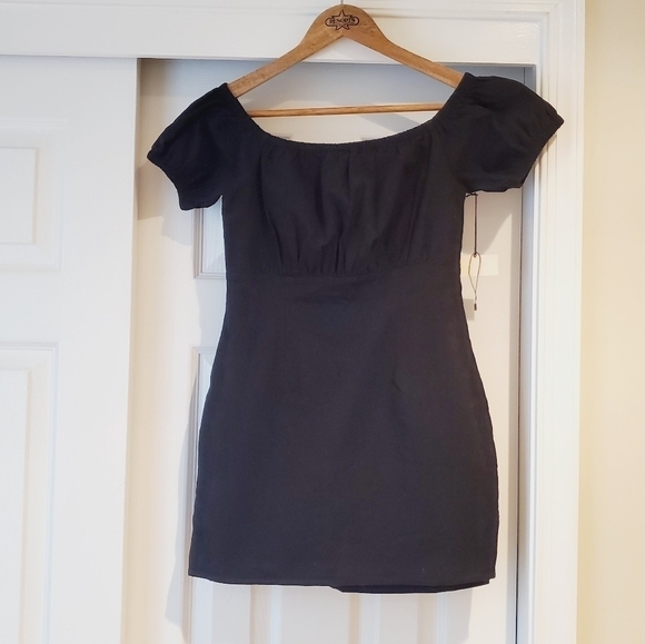 Revolve Superdown Off The Shoulder Black Cotton Mini Dress Size Small - Picture 5 of 10
